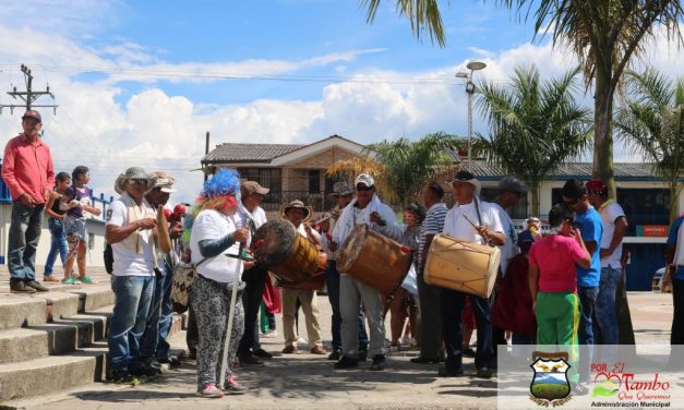 Campesinos se toman el parque del Tambo, Cauca