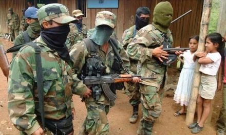 En Guapi paramilitares asesinan desplazado