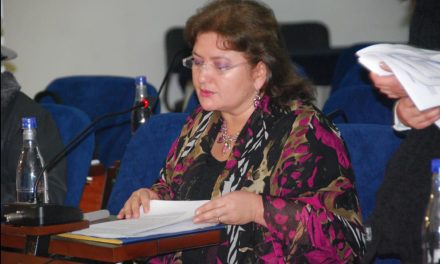 Gloria Flórez, promueve iniciativas que fortalecen la integracion, la paz y la solidaridad andina