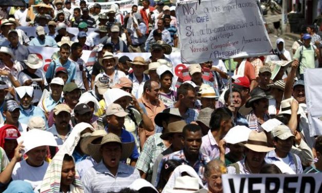 Movimiento campesino de Cajibio: Estamos en el paro cafetero!!!