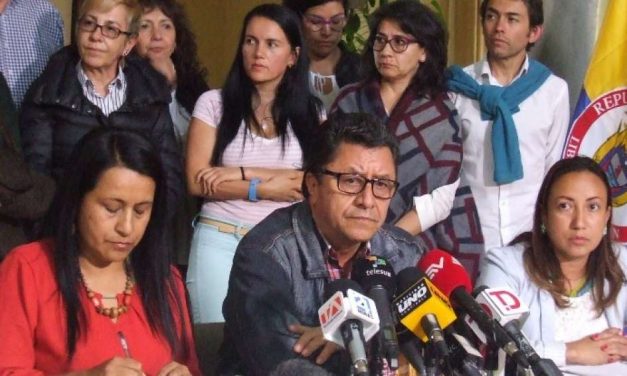 Sociedad civil logra avances en proceso de paz de Quito